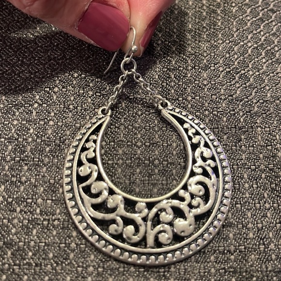 Silver Earrings - Picture 2 of 6